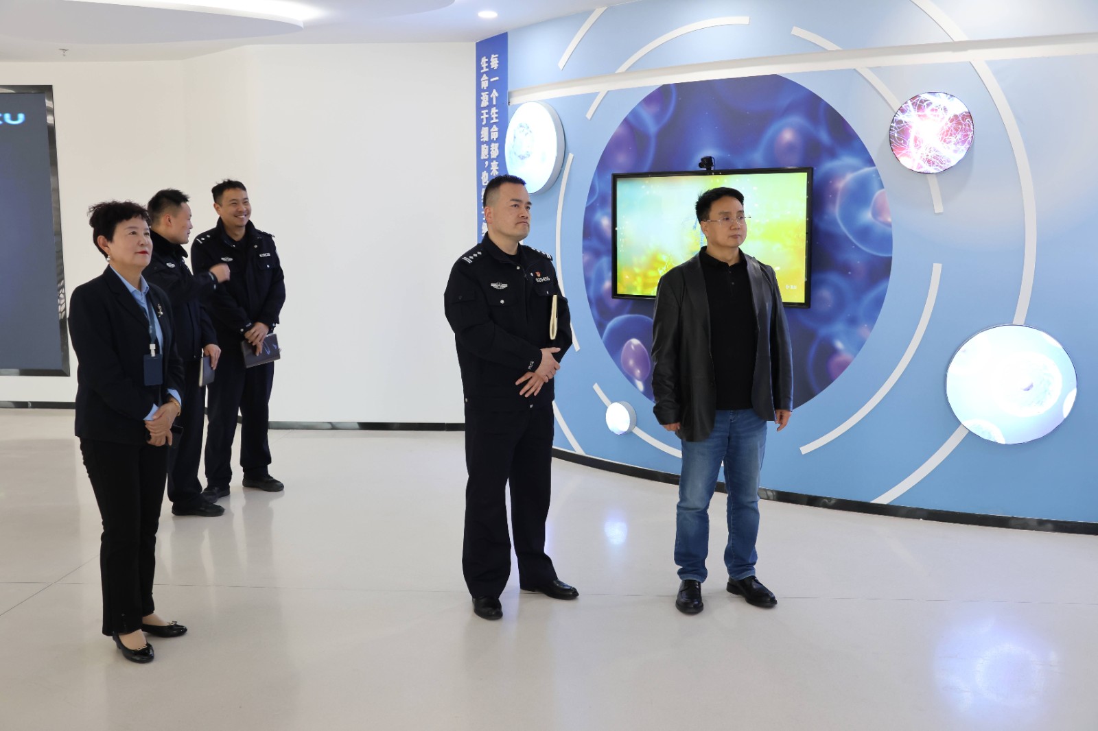 1754205542950494.jpg 1754205542950494.jpg