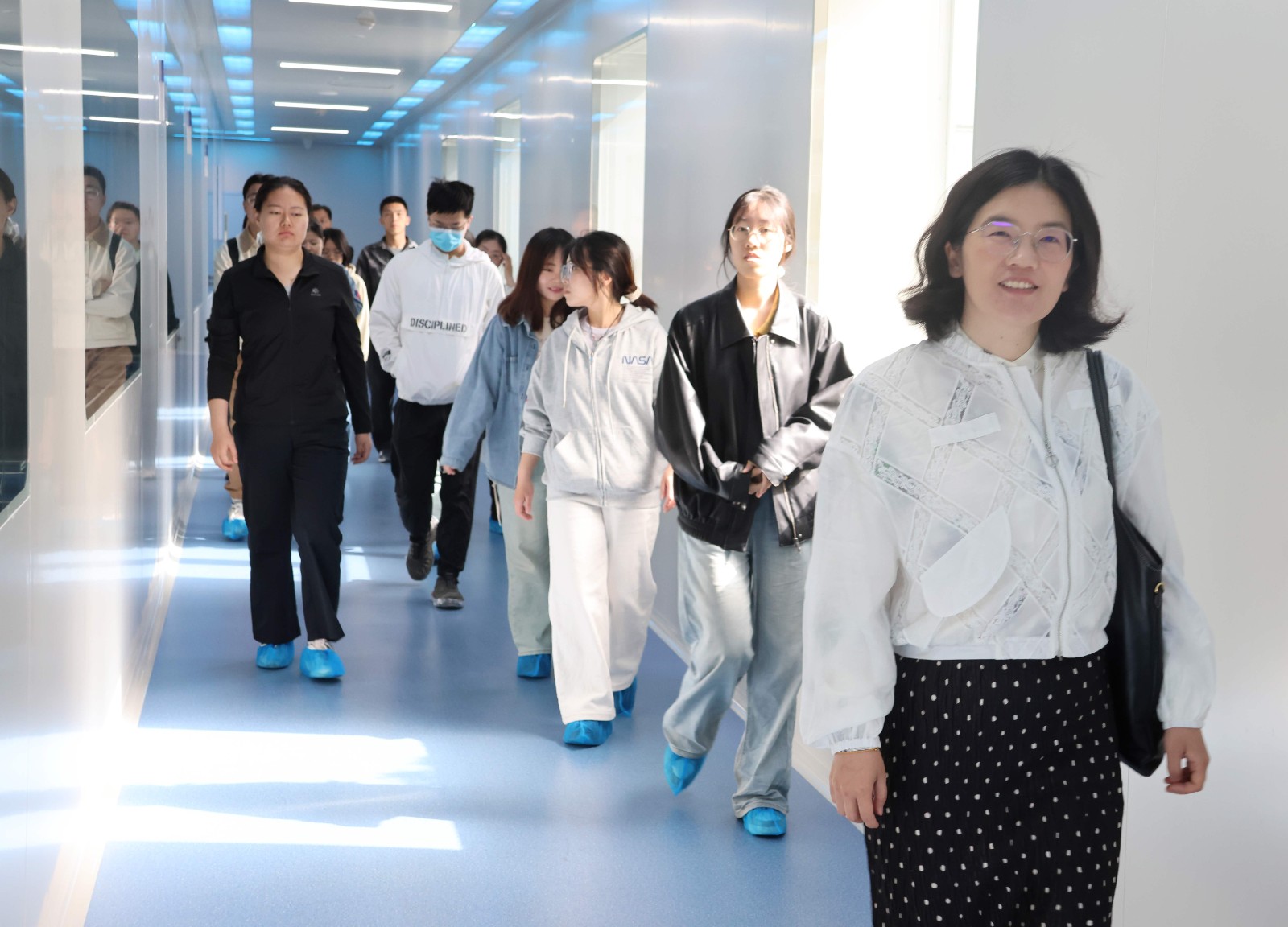 1754817780763678.jpg 1754817780763678.jpg