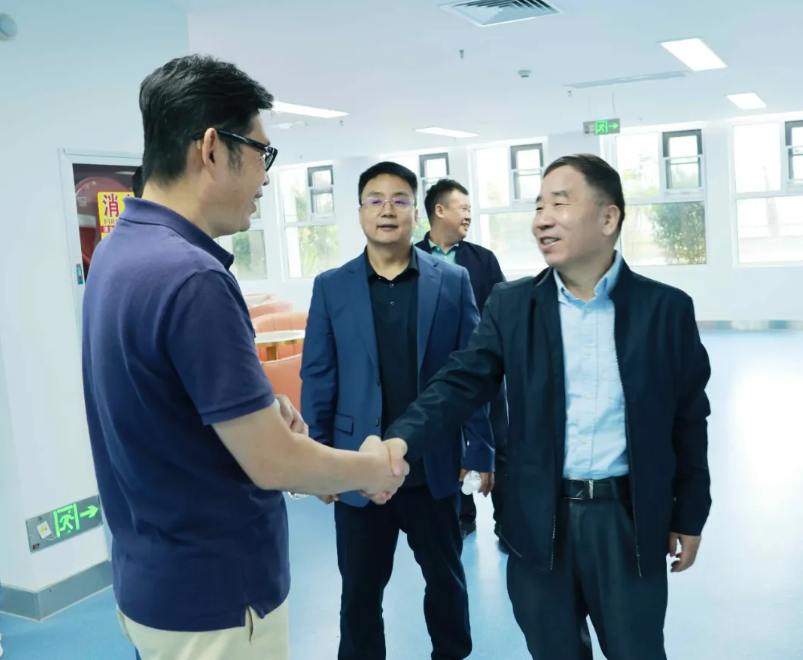 1761552601183082.png ScreenShot_2025-10-27_160054_840.png